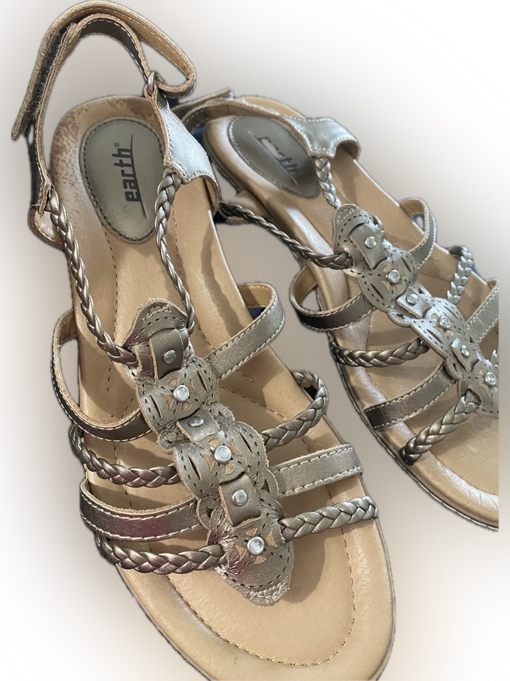 Earth Metallic Brown Braided T-Strap Sandals